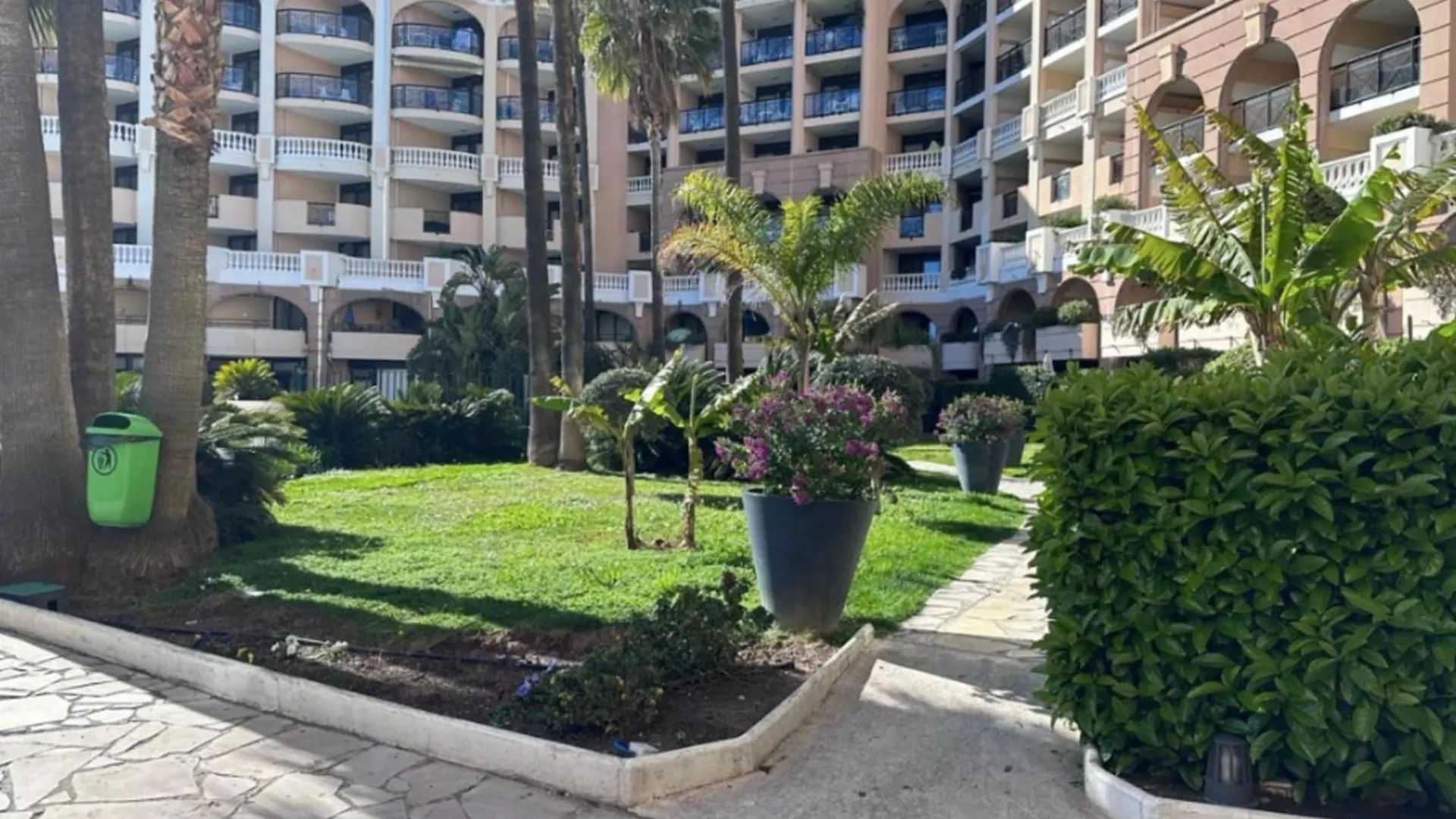 Apartment Splendid Sea View - 2 Comfy Rooms - Swimming Pools Cannes France