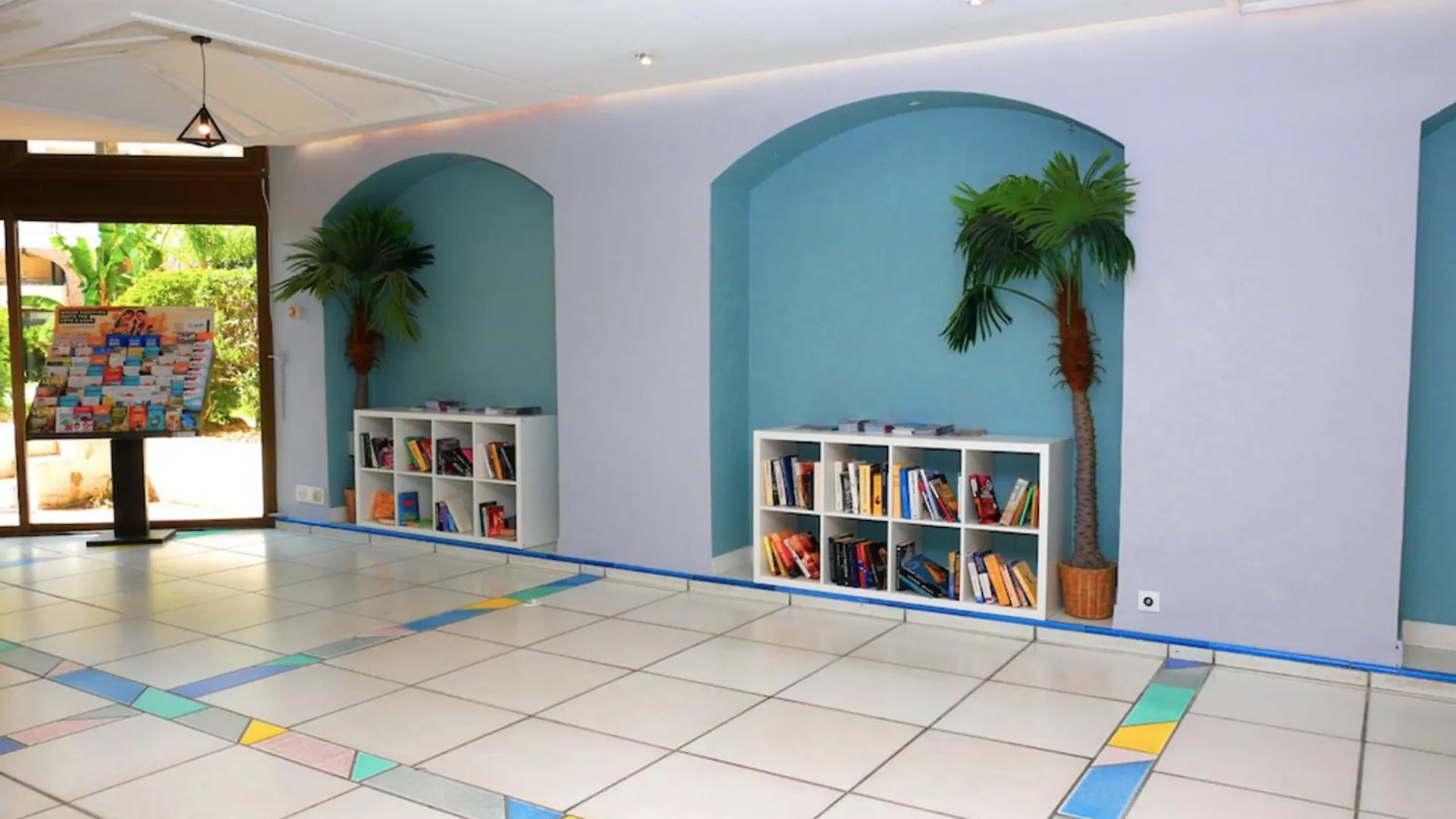 Splendid Sea View - 2 Comfy Rooms - Swimming Pools Cannes Apartment